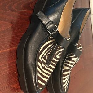 Cool leather & zebra print shoes size 8-1/2